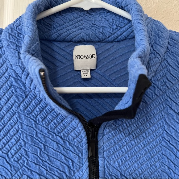 Women’s Nic+Zoe Textured 1/2 Zip Sweatshirt - XL - Picture 3 of 4